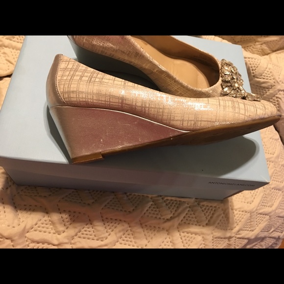 Antonio Melani Shoes (Style: Estah) (Size 6.5) - Picture 8 of 8